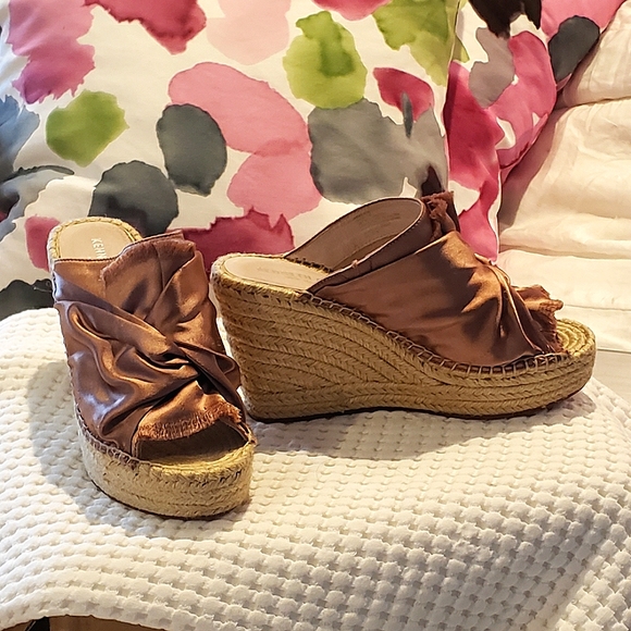 Wedges in Pink  "Odele "Platform Wedges - Picture 1 of 16